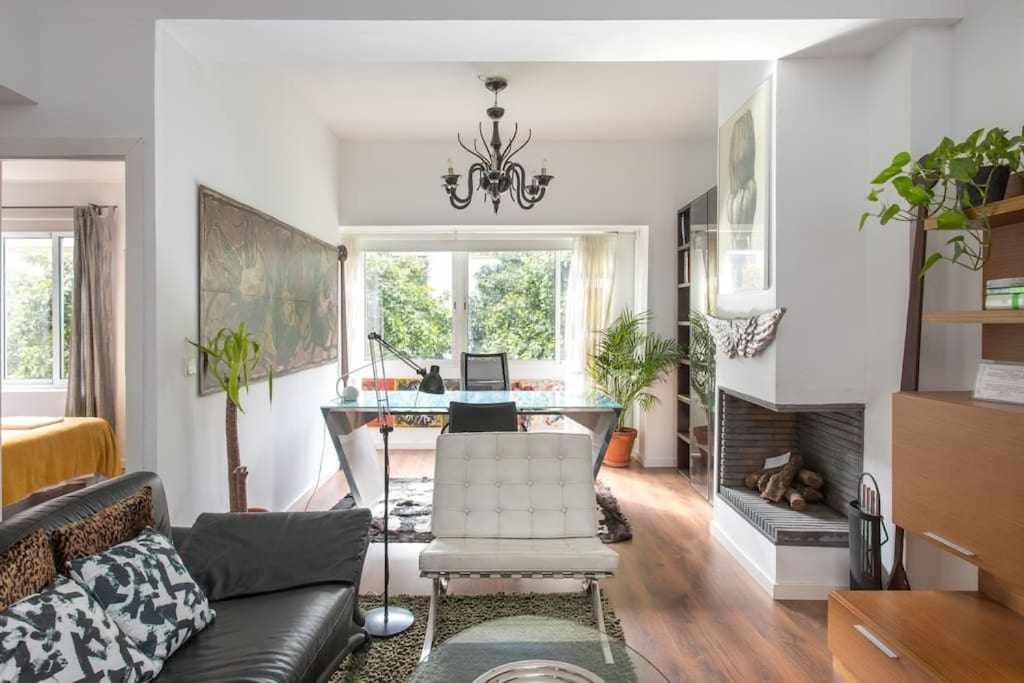 Lujoso Apartamento Con Patio En Triana Sevilla Eksteriør billede