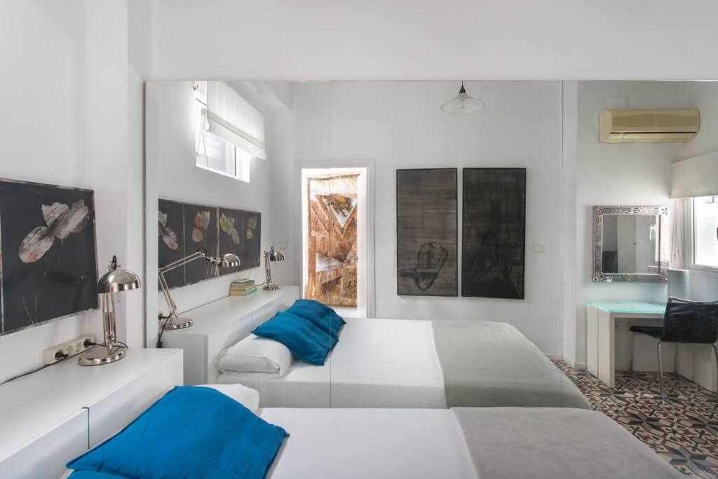 Lujoso Apartamento Con Patio En Triana Sevilla Eksteriør billede