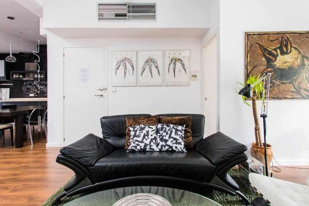 Lujoso Apartamento Con Patio En Triana Sevilla Eksteriør billede